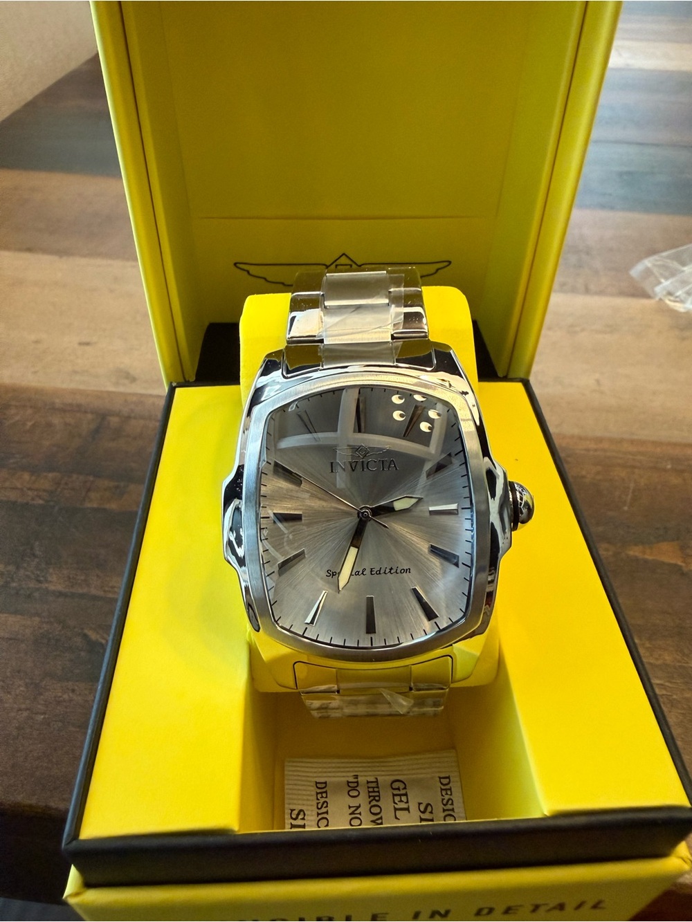 Invicta Lupah Men's 44-47.9mm Quartz Stainless Steel Silver 50798 Analog 30m